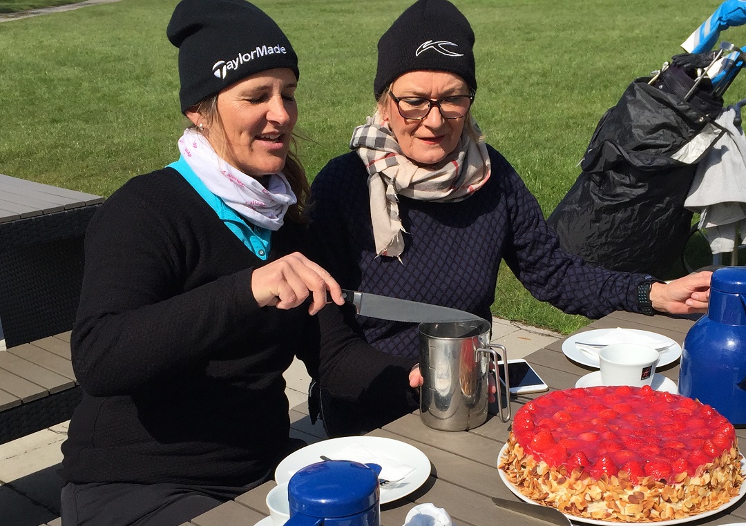 Ladies Day mit Erdbeeren