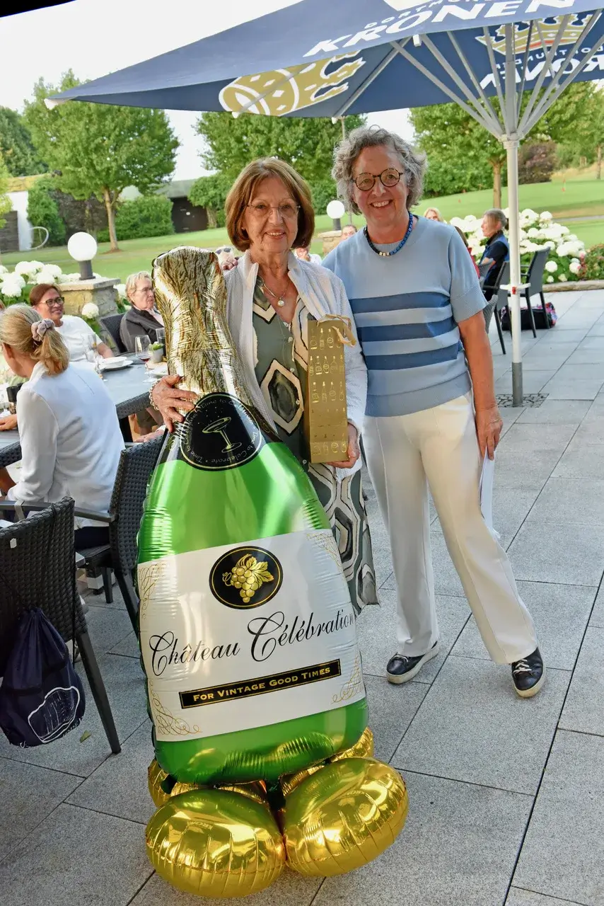 :::::Library:Containers:com.apple.mail:Data:Library:Mail Downloads:EDF65CA7-6C6A-4BE6-9BBB-74947DE33F06:000_4902.jpeg