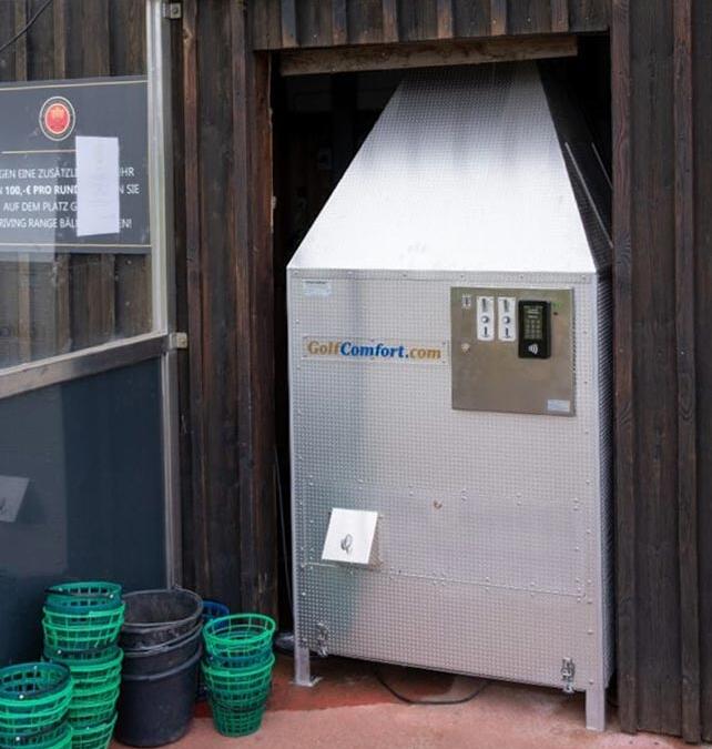 Neuer Ballautomat an der Driving Range – bereit für die Saison 2026